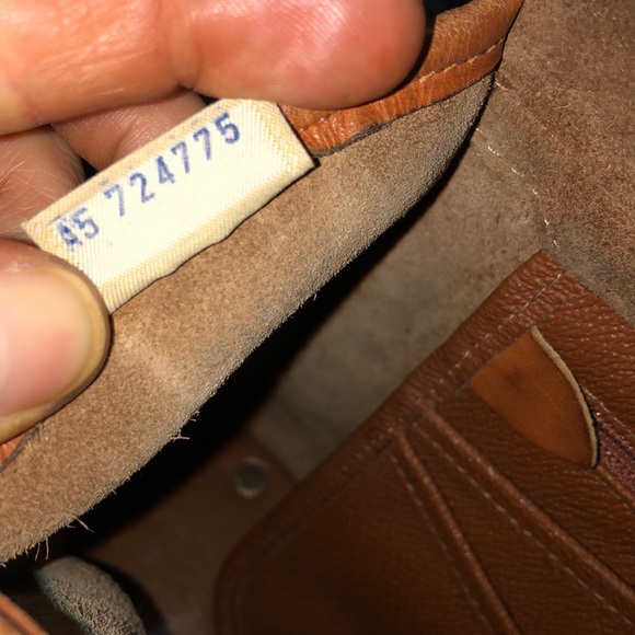 AUTHENTIC ALL WEATHER LEATHER DOONEY & BOURKE BAG - Picture 4 of 9